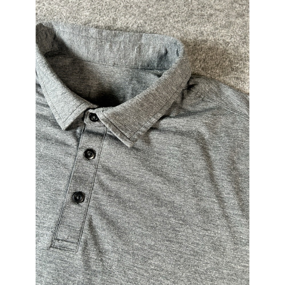 Lululemon Men's‎ Gray Solid Polo Shirt L Short Sleeve Button
